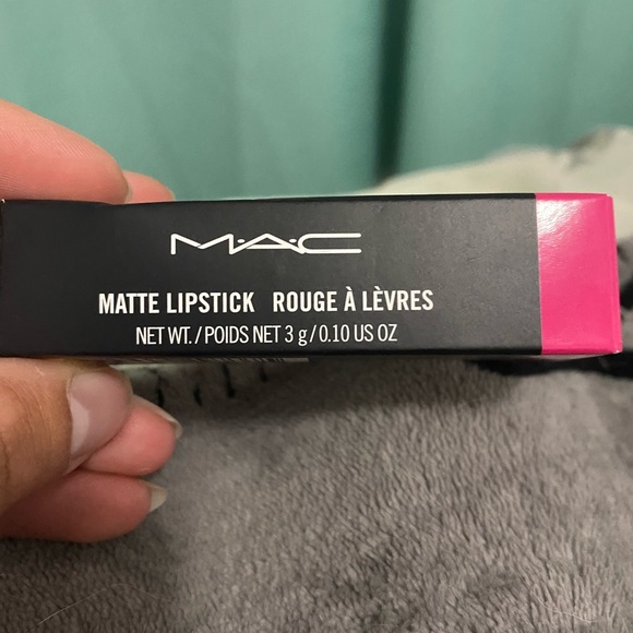 Mac lipstick - Picture 1 of 5